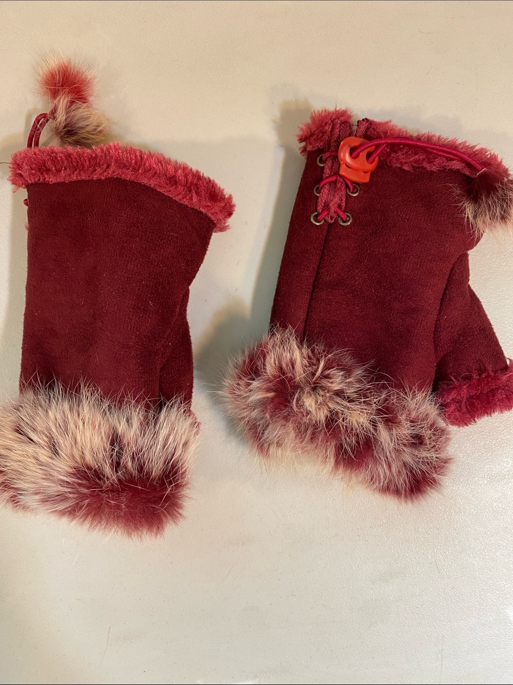 Faux Fur Trim Fingerless Gloves - Deep Burgundy